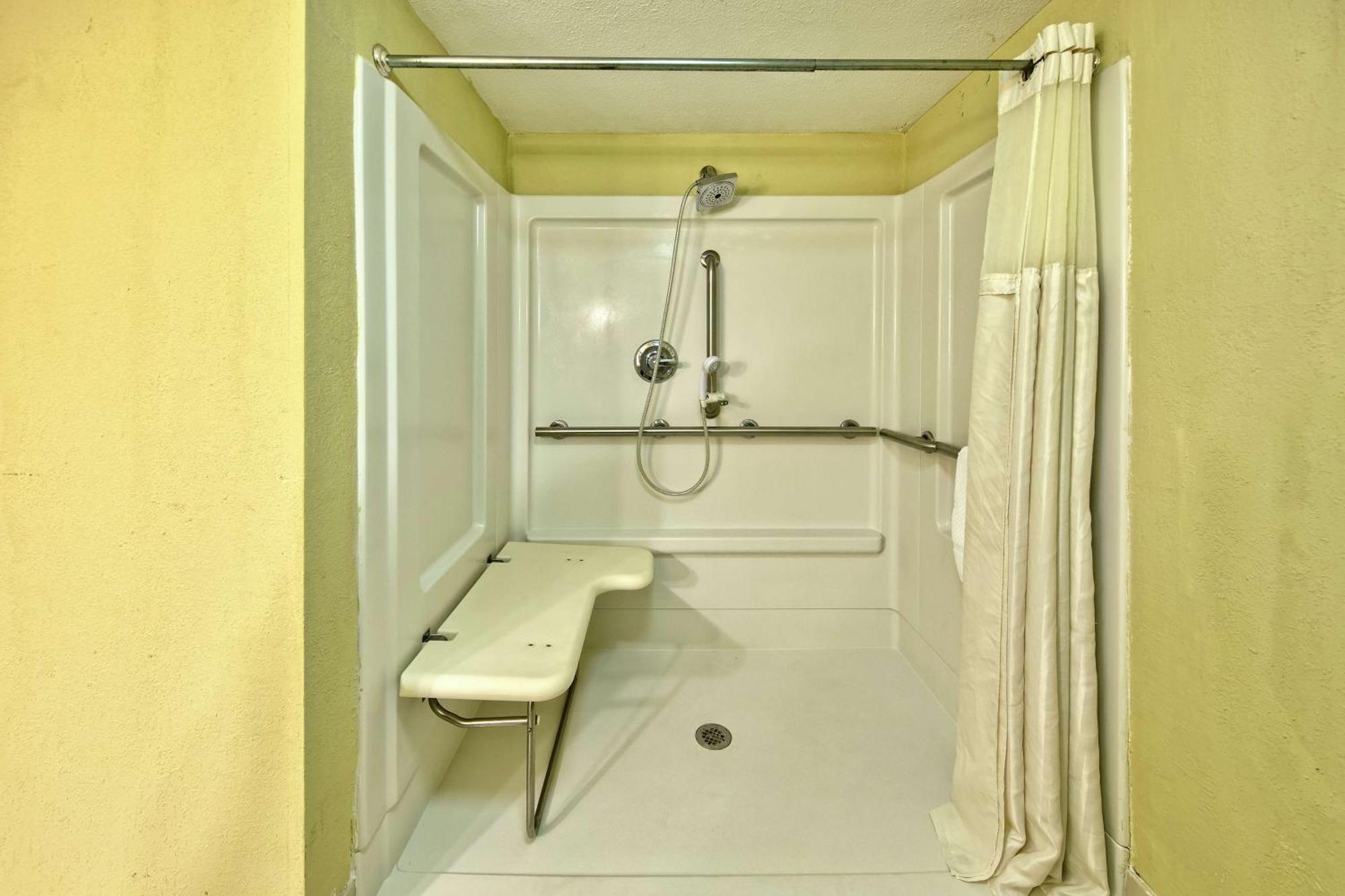 Doubletree By Hilton Johnson City Kültér fotó
