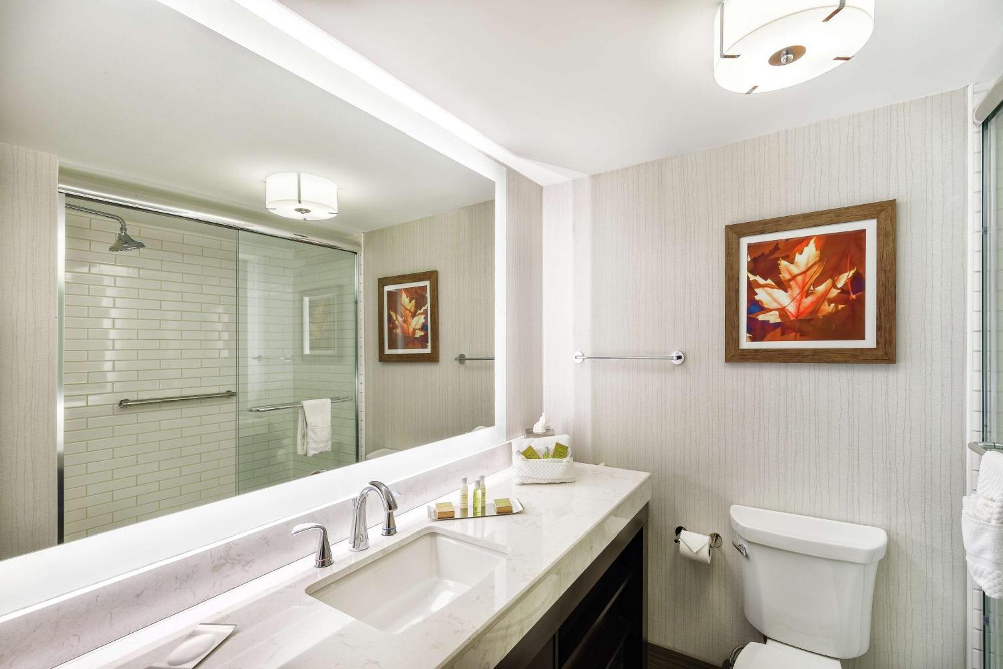 Doubletree By Hilton Johnson City Kültér fotó