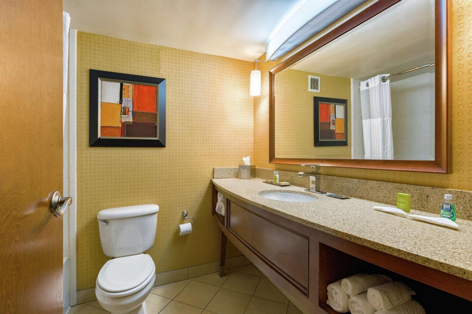 Doubletree By Hilton Johnson City Kültér fotó