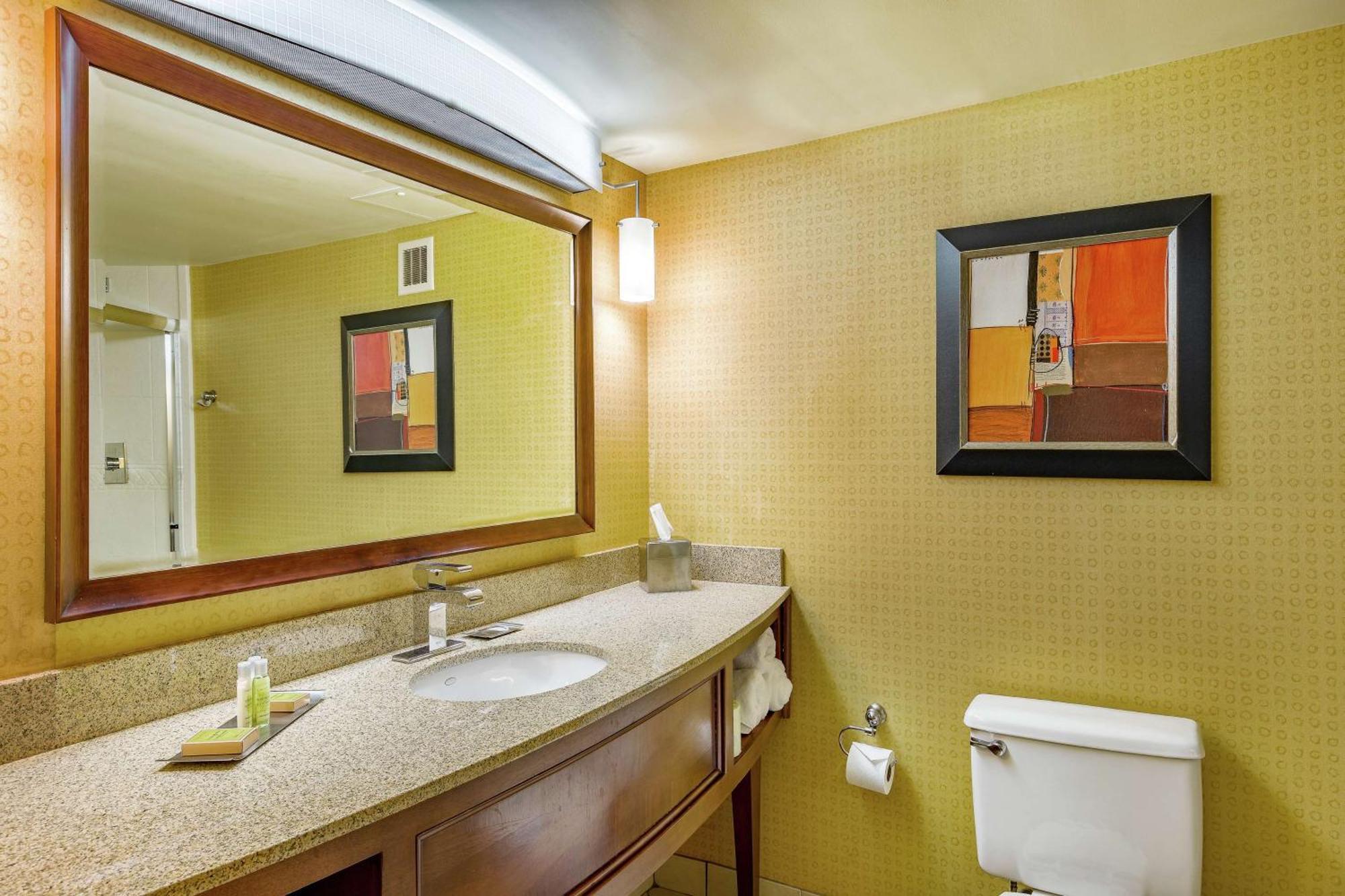 Doubletree By Hilton Johnson City Kültér fotó