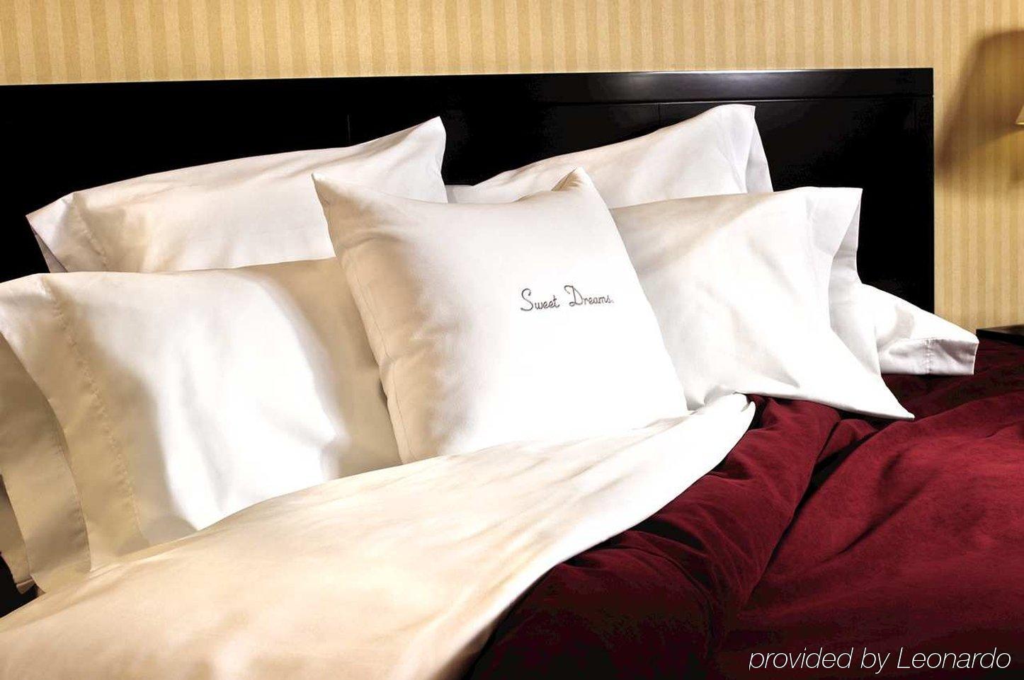Doubletree By Hilton Johnson City Szoba fotó